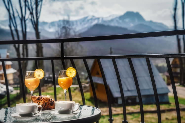 Pokój do wynajęcia w atrakcyjnej cenie w hotelu Tatra w Zakopanem